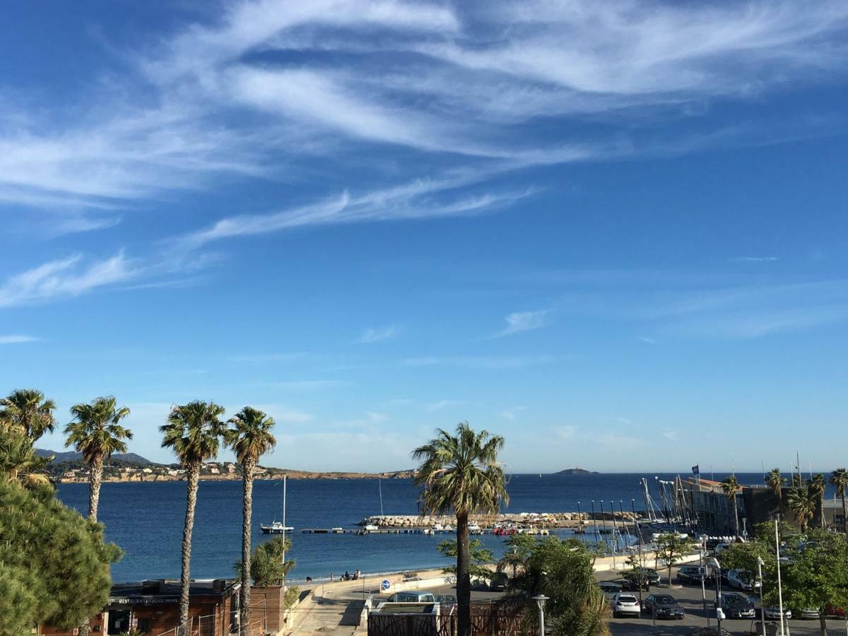 Bandol, Vue Panoramique Sur La Mer, La Plage, Le Port Exterior photo